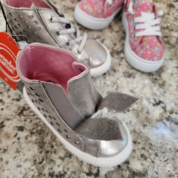 NWT 3 Pairs Toddler Girl's Sneakers Shoes Slip On Pink Flowers Unicorns - Picture 5 of 8